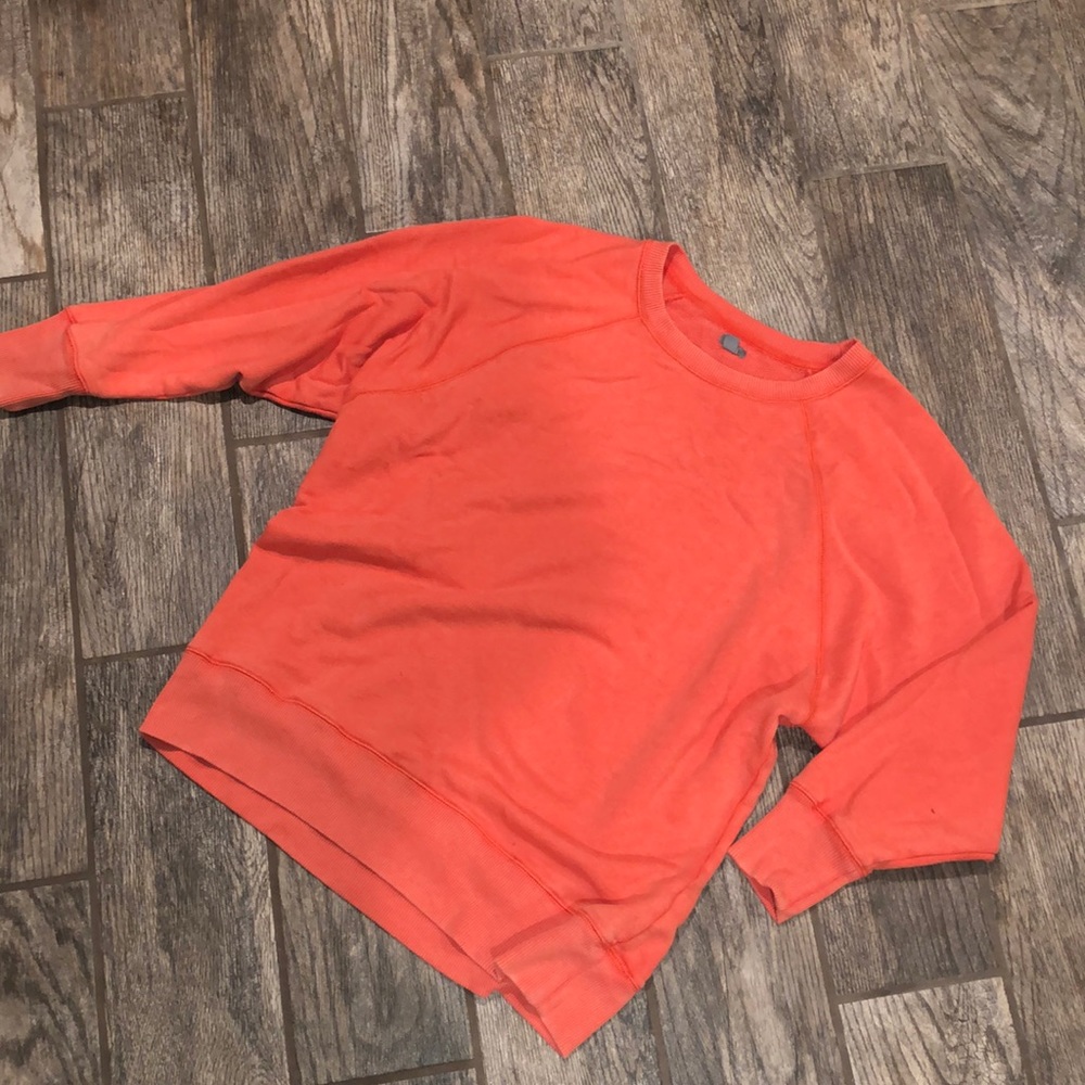 COZY OVERSIZED SWEATSHIRT